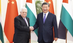 习近平同来华进行国事访问的巴勒斯坦总统阿巴斯举行会谈